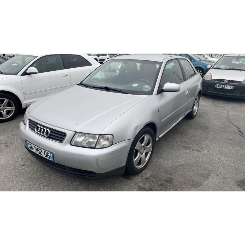 Vitre avant gauche AUDI A3 1 Photo n°9