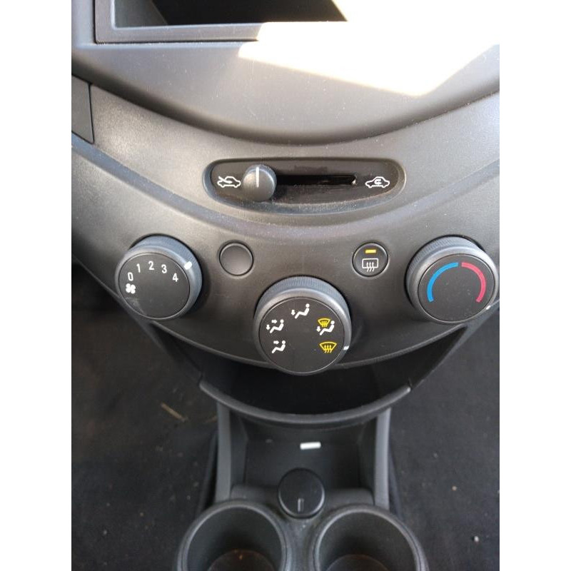 Feu arriere stop central CHEVROLET SPARK Photo n°9