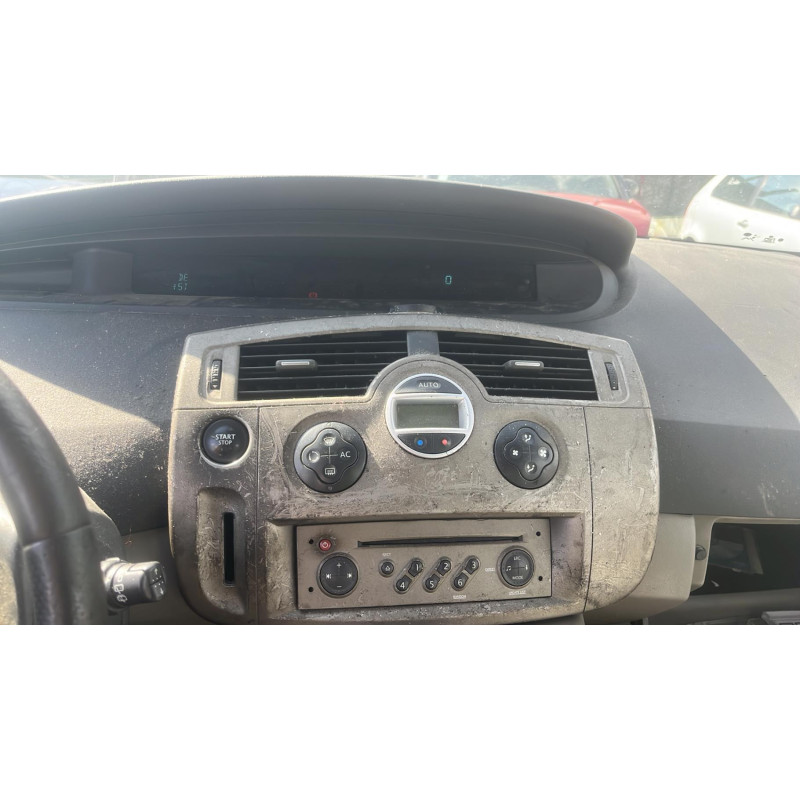 Vitre arriere gauche RENAULT GRAND SCENIC 2 Photo n°9