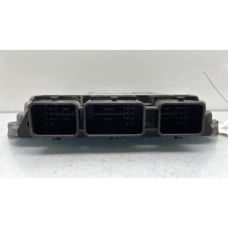Calculateur moteur RENAULT GRAND SCENIC 2 Photo n°3