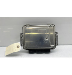 Calculateur moteur RENAULT GRAND SCENIC 2