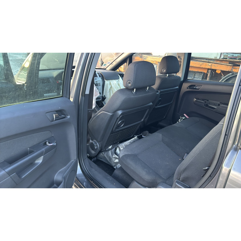 Poignee porte arriere gauche OPEL ZAFIRA B Photo n°13
