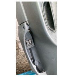 Serrure avant droit RENAULT KANGOO 1