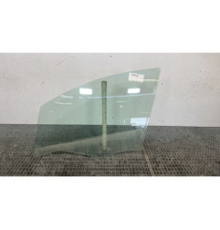 Vitre avant gauche RENAULT CLIO 4 Photo n°1
