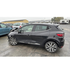 Vitre avant gauche RENAULT CLIO 4