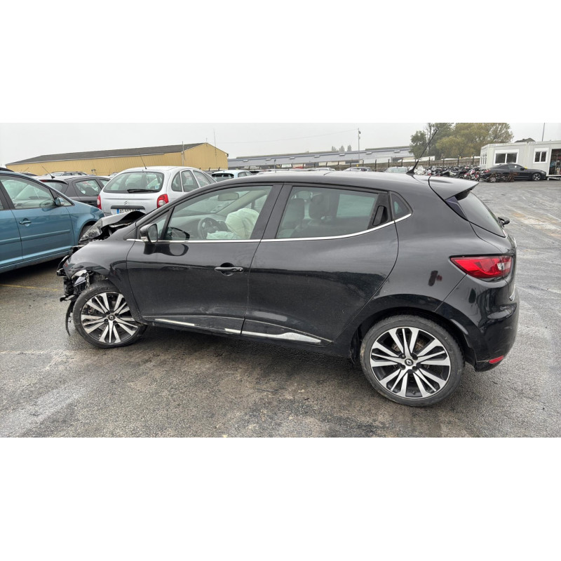 Vitre avant gauche RENAULT CLIO 4 Photo n°6