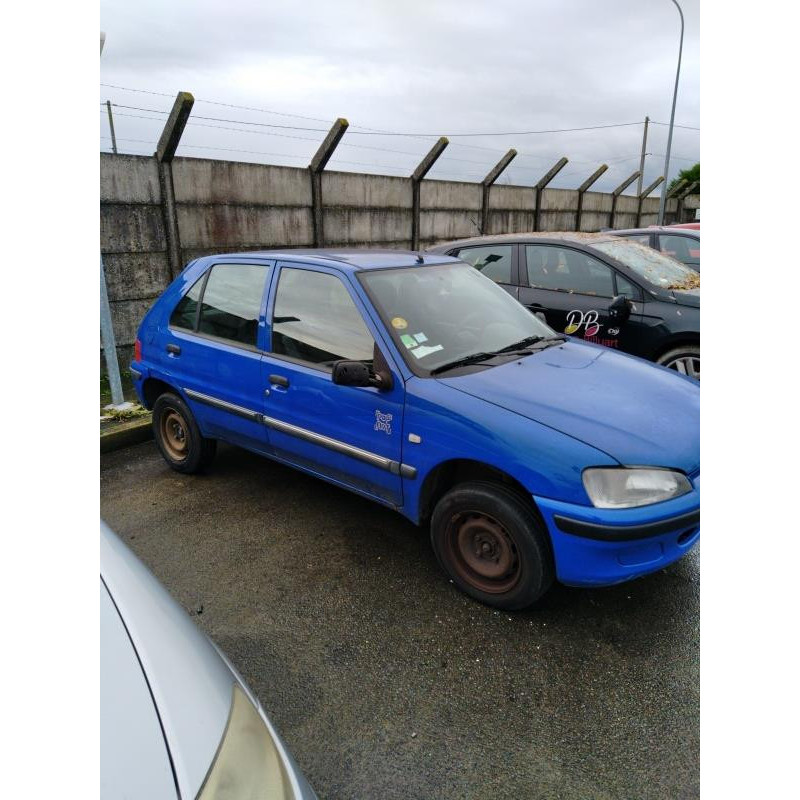Porte avant droit PEUGEOT 106 Photo n°8