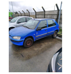 Porte avant droit PEUGEOT 106