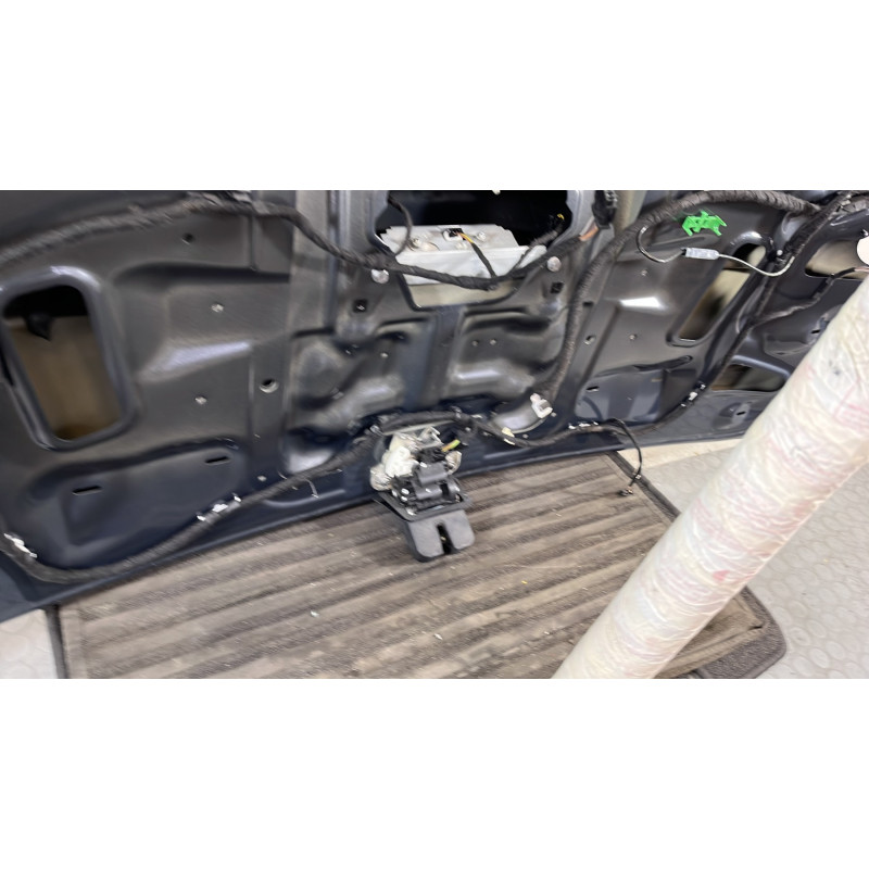 Malle/Hayon arriere AUDI Q5 1 Photo n°11
