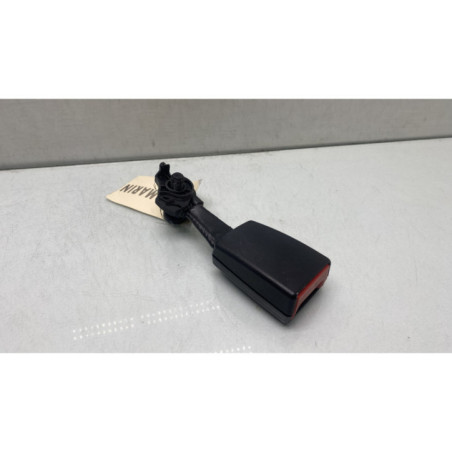 Attache ceinture arriere droit AUDI Q5 1