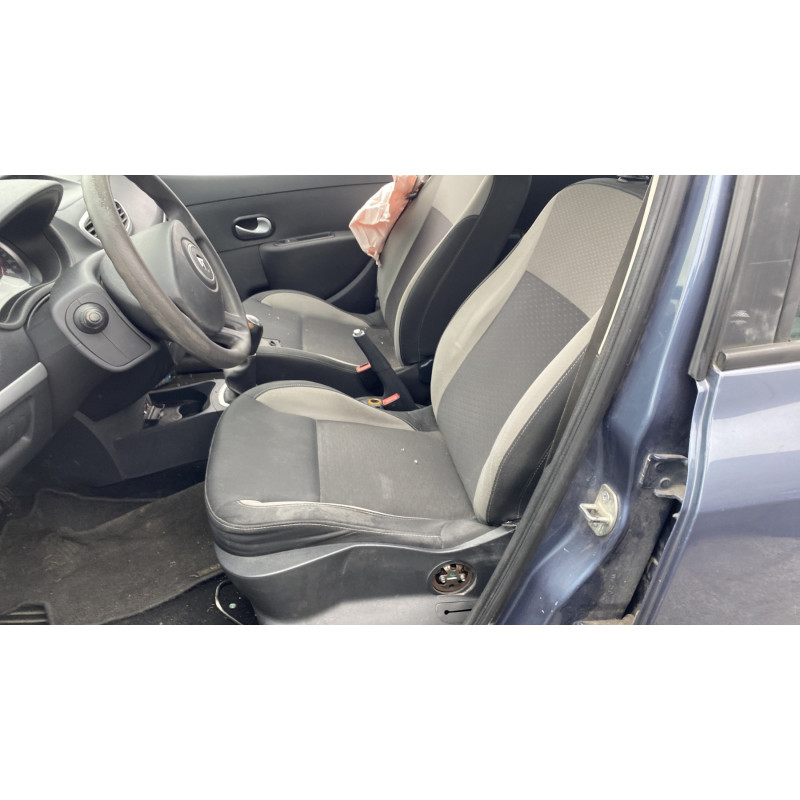 Poignee interieur arriere droit RENAULT CLIO 3 Photo n°14