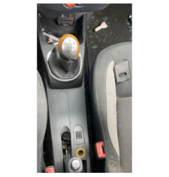 Poignee interieur arriere droit RENAULT CLIO 3