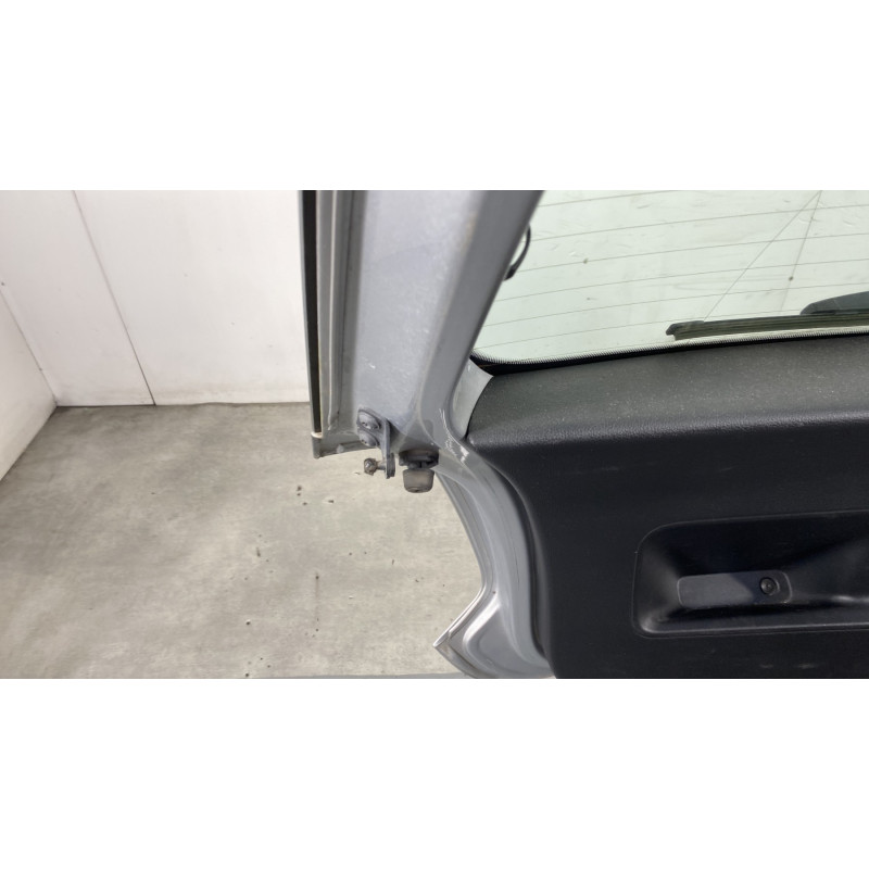 Malle/Hayon arriere VOLKSWAGEN POLO 5 Photo n°9
