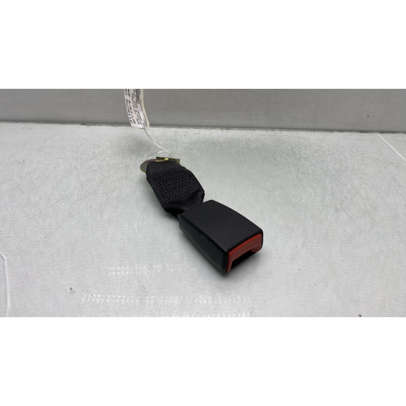 Attache ceinture arriere gauche BMW SERIE 3 E46 Photo n°2