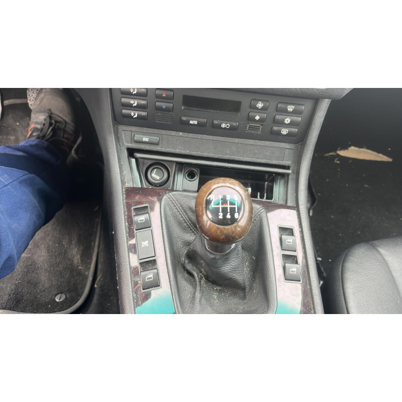Compteur BMW SERIE 3 E46 Photo n°6