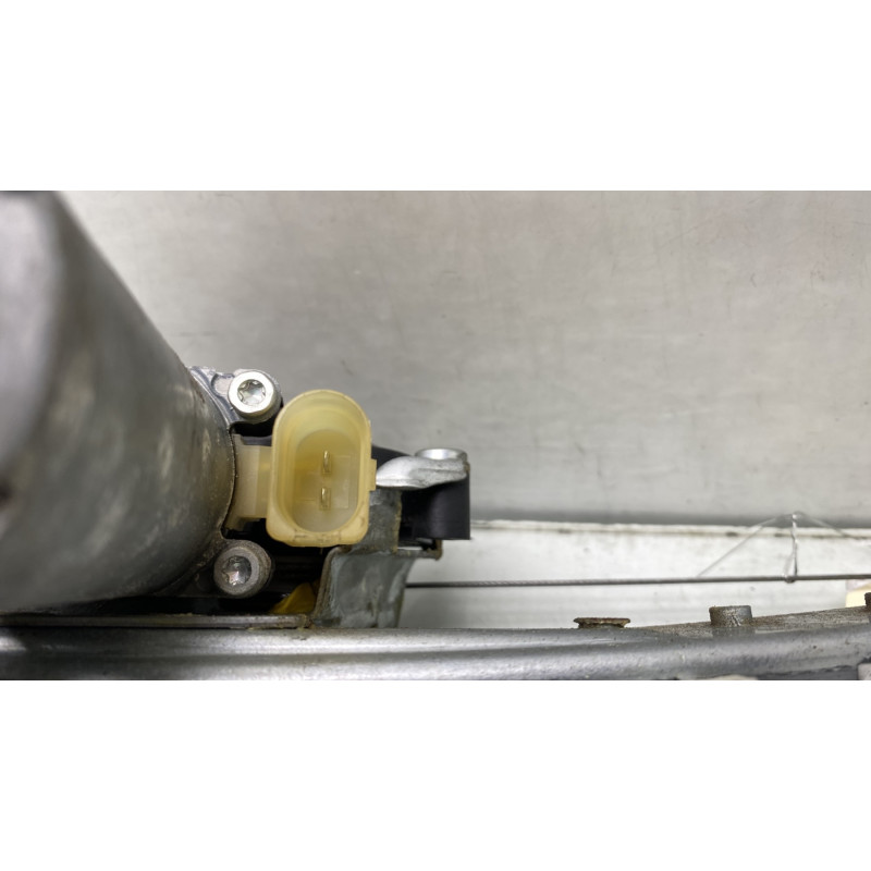 Leve vitre electrique arriere gauche BMW SERIE 3 E46 Photo n°5