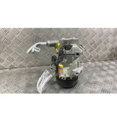 Compresseur clim RENAULT CLIO 4 Photo n°1
