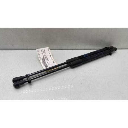 Verin de coffre TOYOTA YARIS 3
