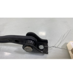 Arret de porte avant gauche FORD FOCUS 2