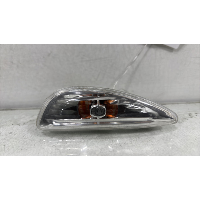Repetiteur clignotant avant gauche (Feux) HYUNDAI IX 20 Photo n°1