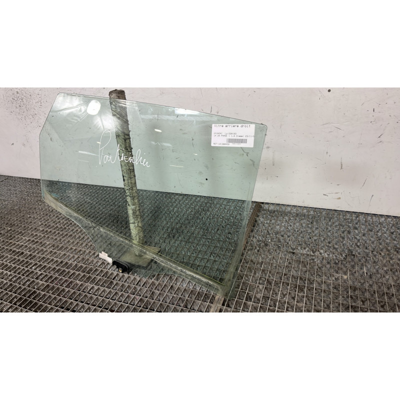 Vitre arriere droit HYUNDAI IX 20 Photo n°2