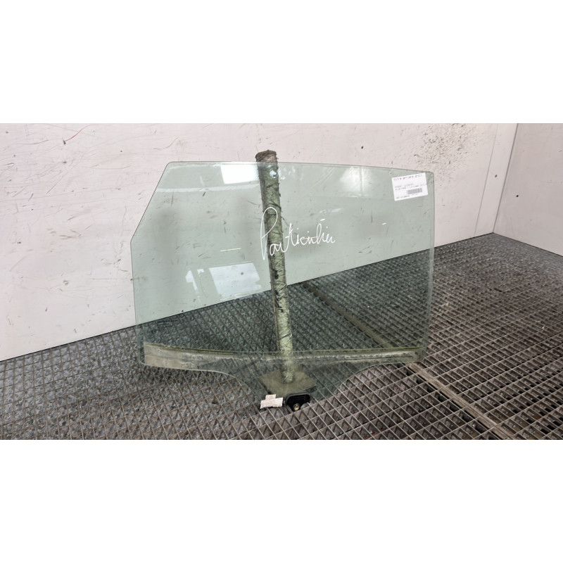 Vitre arriere droit HYUNDAI IX 20 Photo n°3