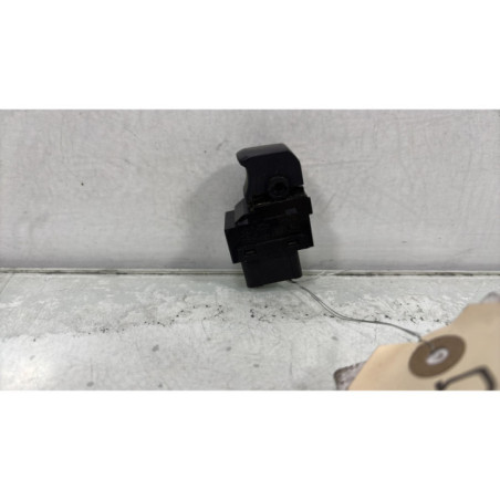 Interrupteur de leve vitre arriere gauche HYUNDAI IX 20
