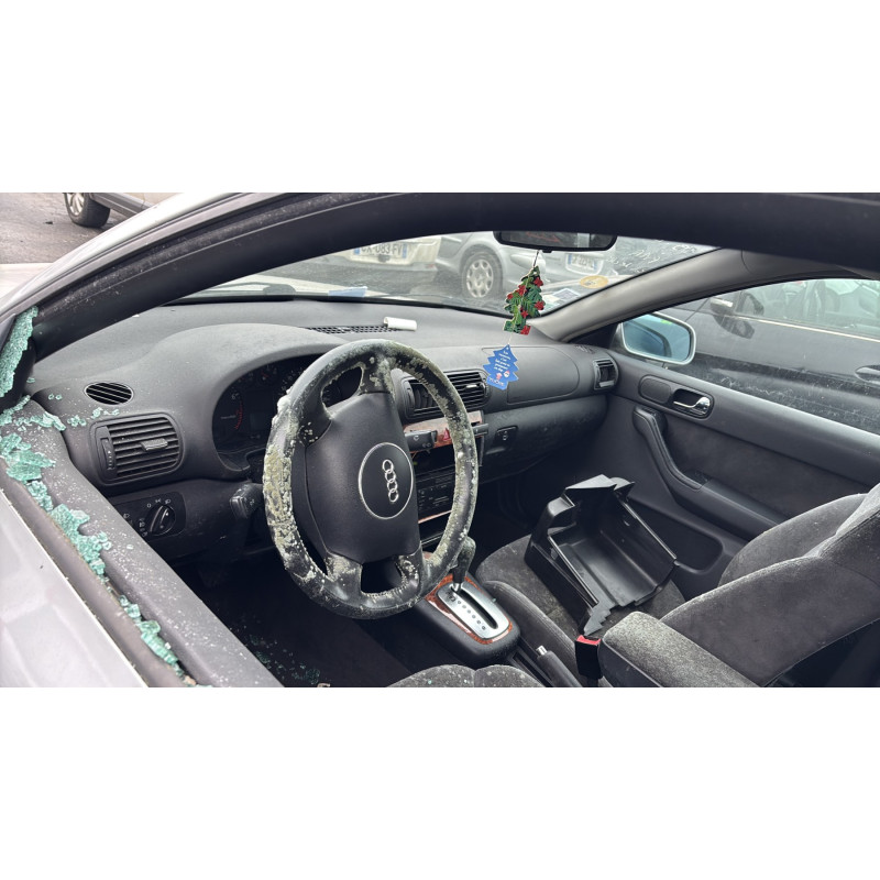 Feu arriere principal droit (feux) AUDI A3 1 Photo n°12