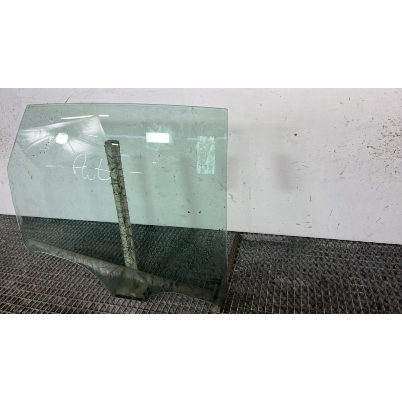 Vitre arriere droit RENAULT GRAND SCENIC 2 Photo n°2