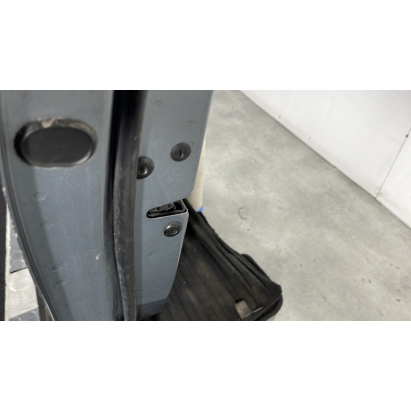 Porte avant gauche SKODA YETI Photo n°4