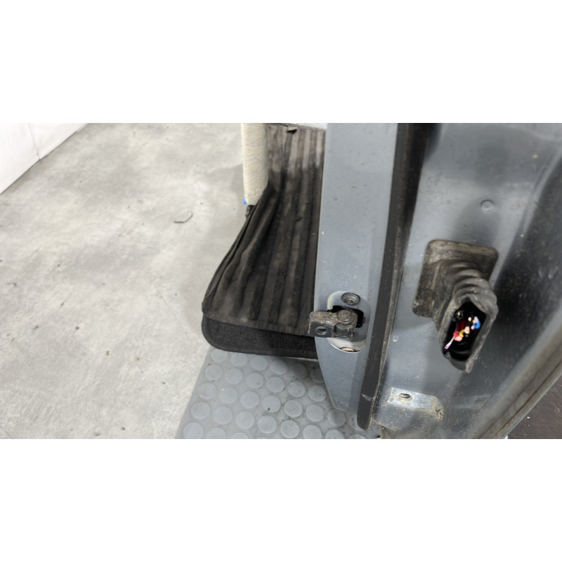 Porte avant gauche SKODA YETI Photo n°6