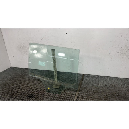 Vitre arriere droit SKODA YETI