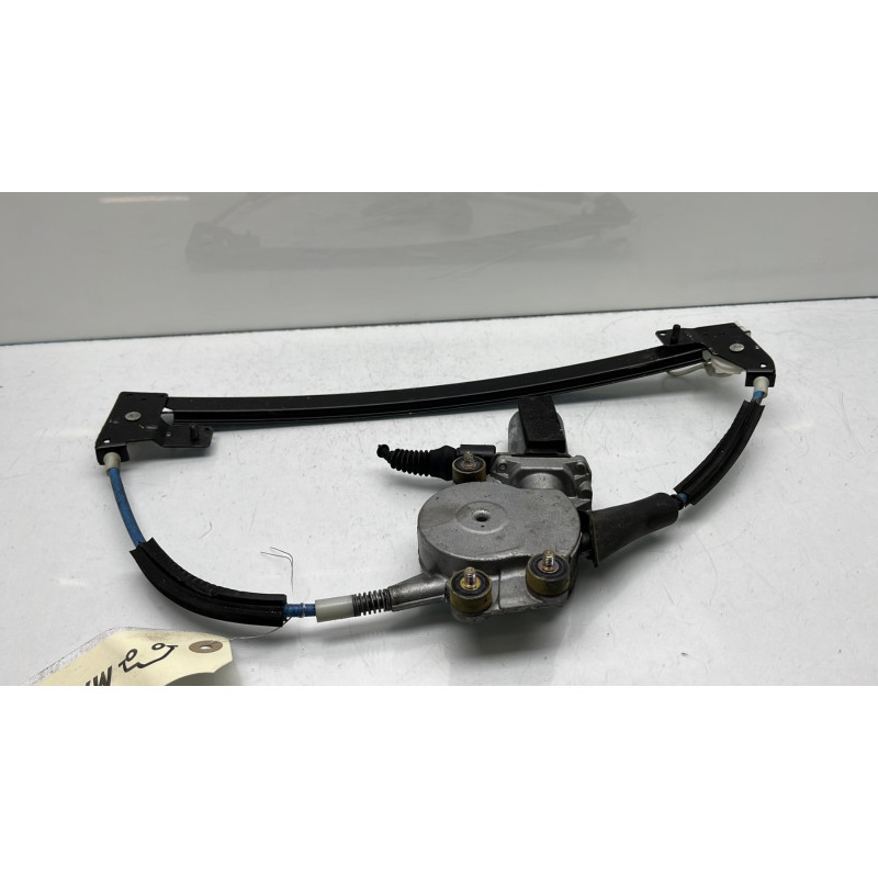 Leve vitre electrique avant droit ALFA ROMEO 147 Photo n°1