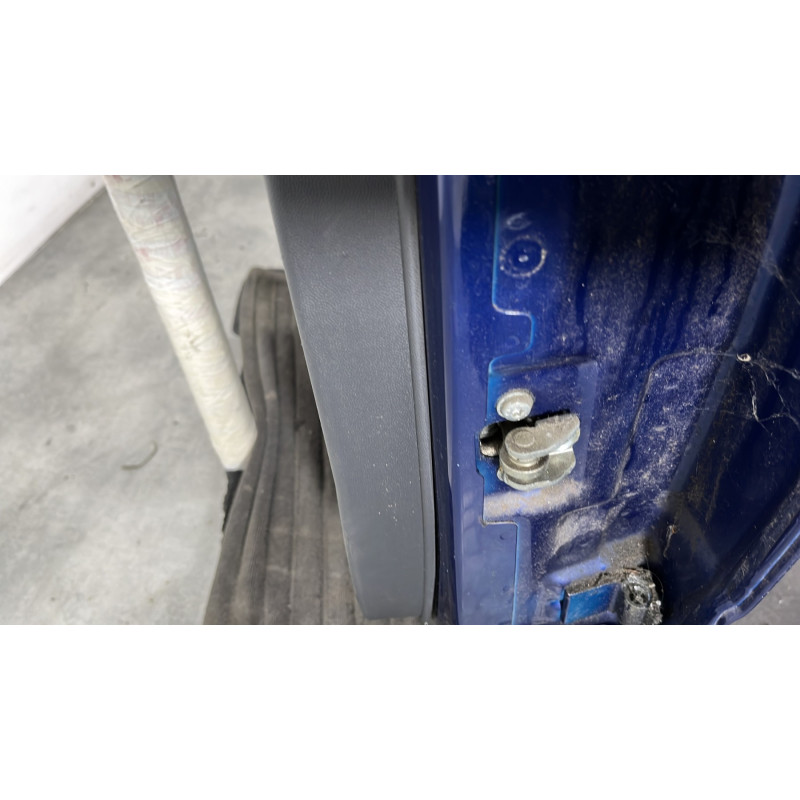 Porte arriere gauche OPEL MERIVA A Photo n°4