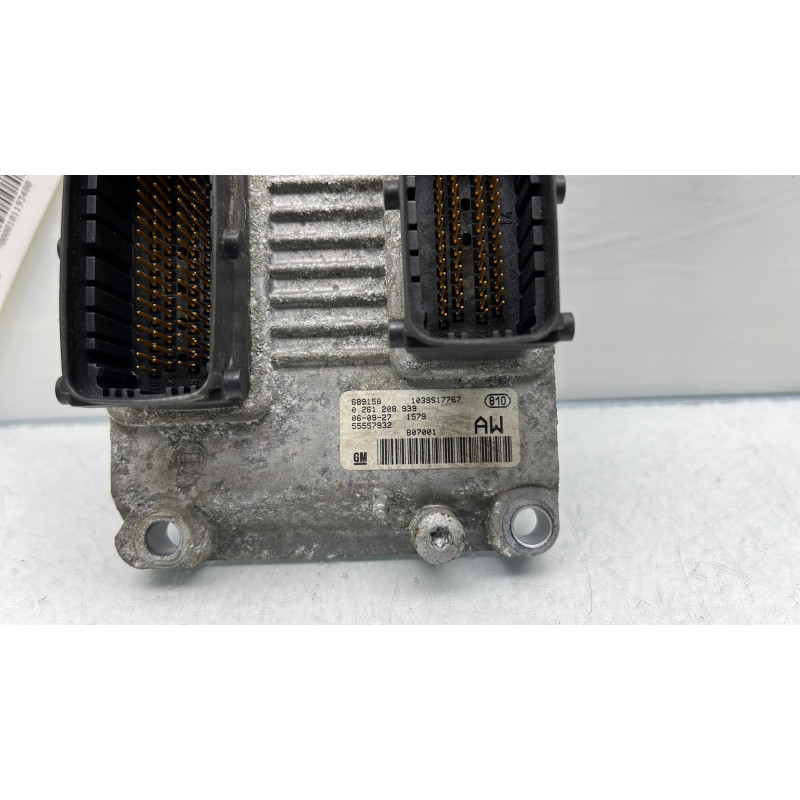 Calculateur moteur OPEL CORSA D Photo n°2