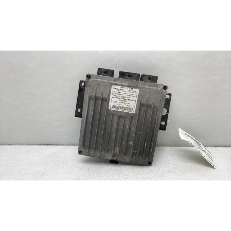Calculateur moteur RENAULT CLIO 2 Photo n°1