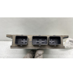 Calculateur moteur RENAULT CLIO 2