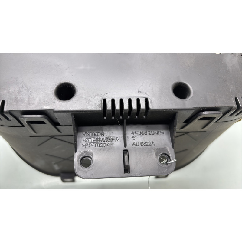 Compteur FORD FIESTA 5 Photo n°3