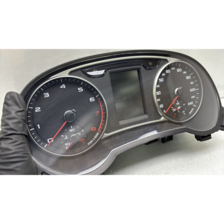 Compteur AUDI A1 1