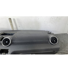 Planche de bord complete AUDI A1 1