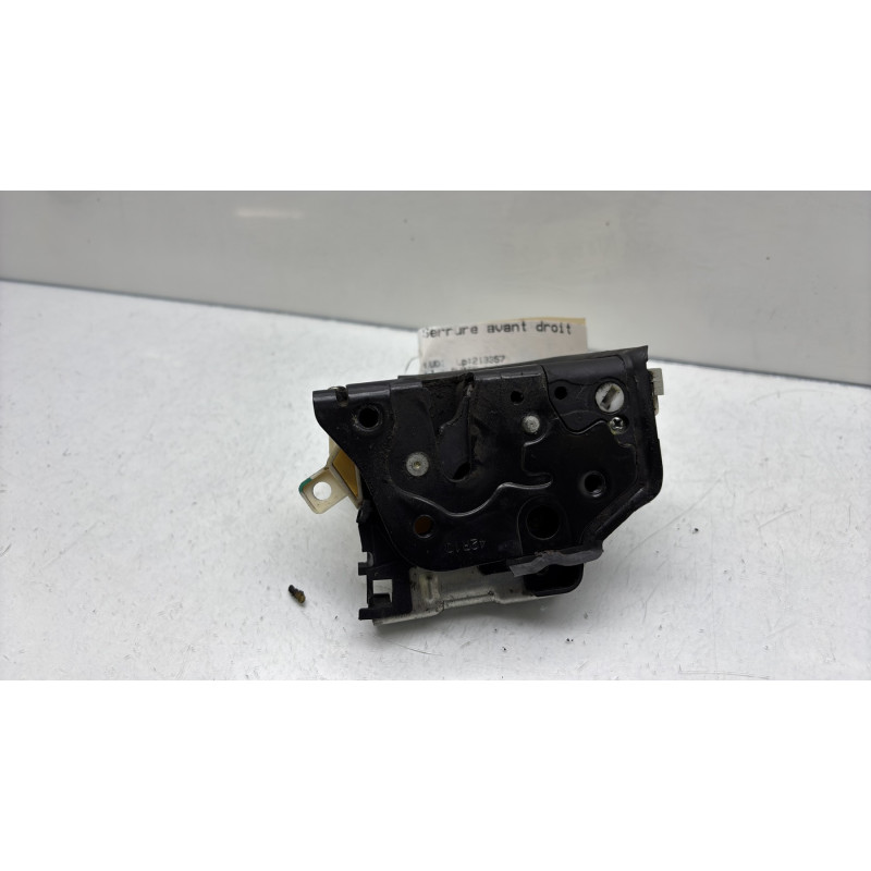 Serrure avant droit AUDI A1 1 Photo n°5