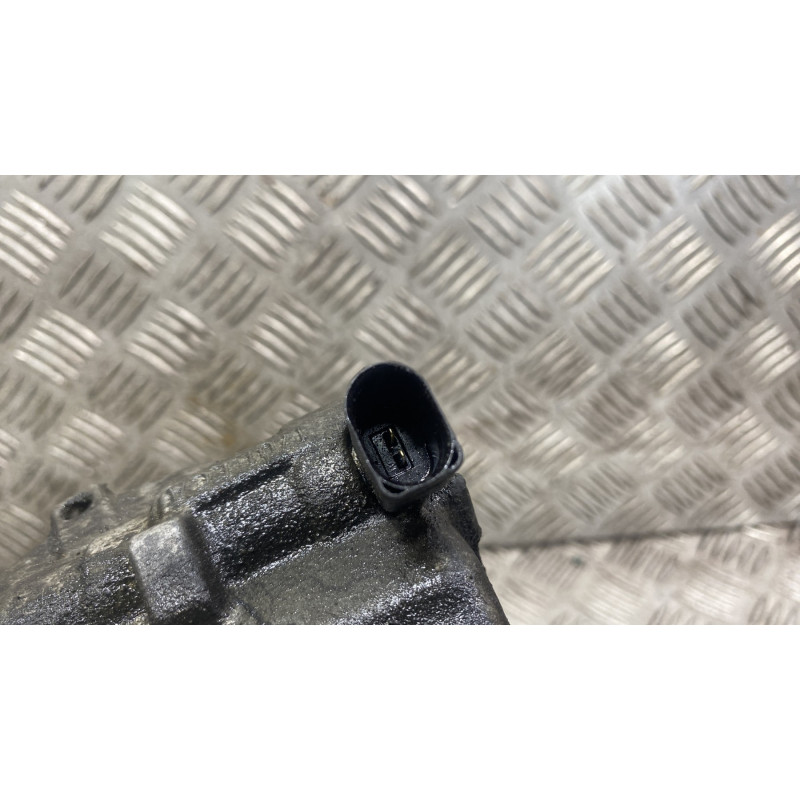 Compresseur clim AUDI A1 1 Photo n°3