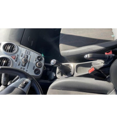 Poignee porte avant droit OPEL CORSA D