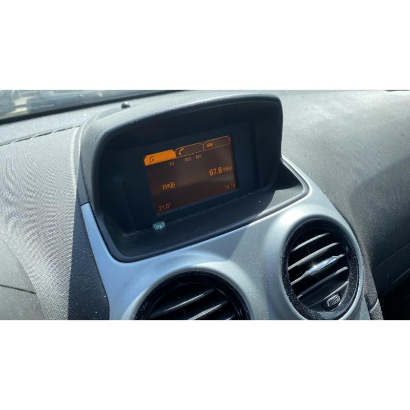 Poignee porte avant droit OPEL CORSA D Photo n°18