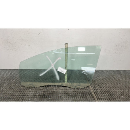 Vitre avant gauche VOLKSWAGEN GOLF PLUS Photo n°1