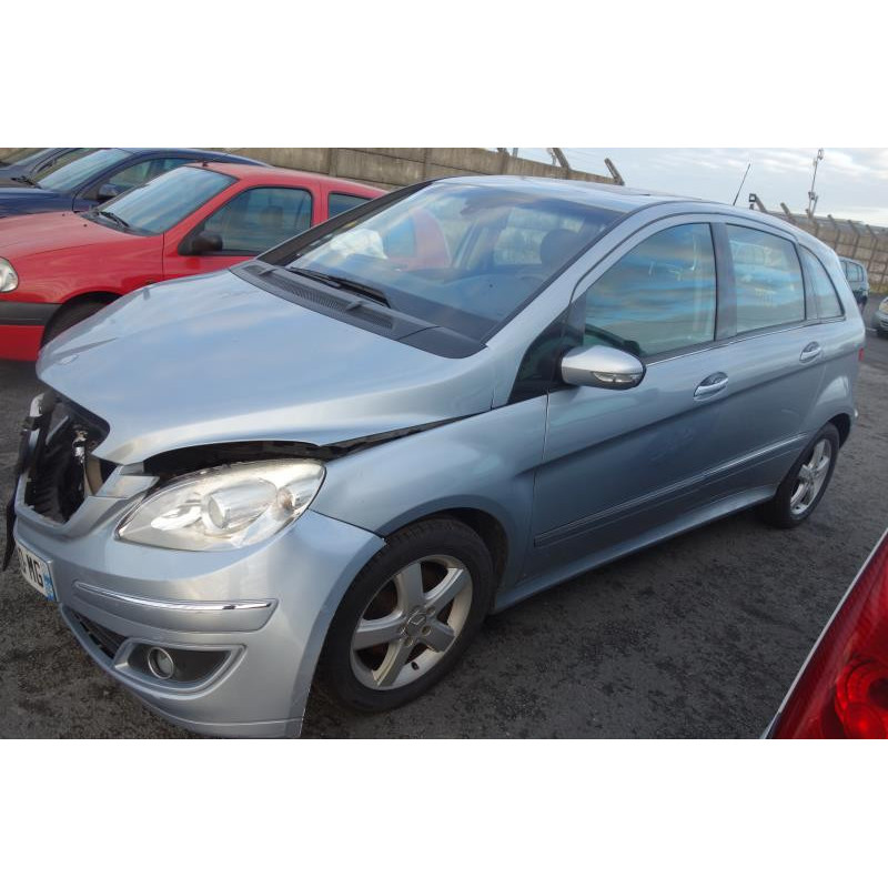Feu arriere secondaire droit (feux) MERCEDES CLASSE B 245 Photo n°5