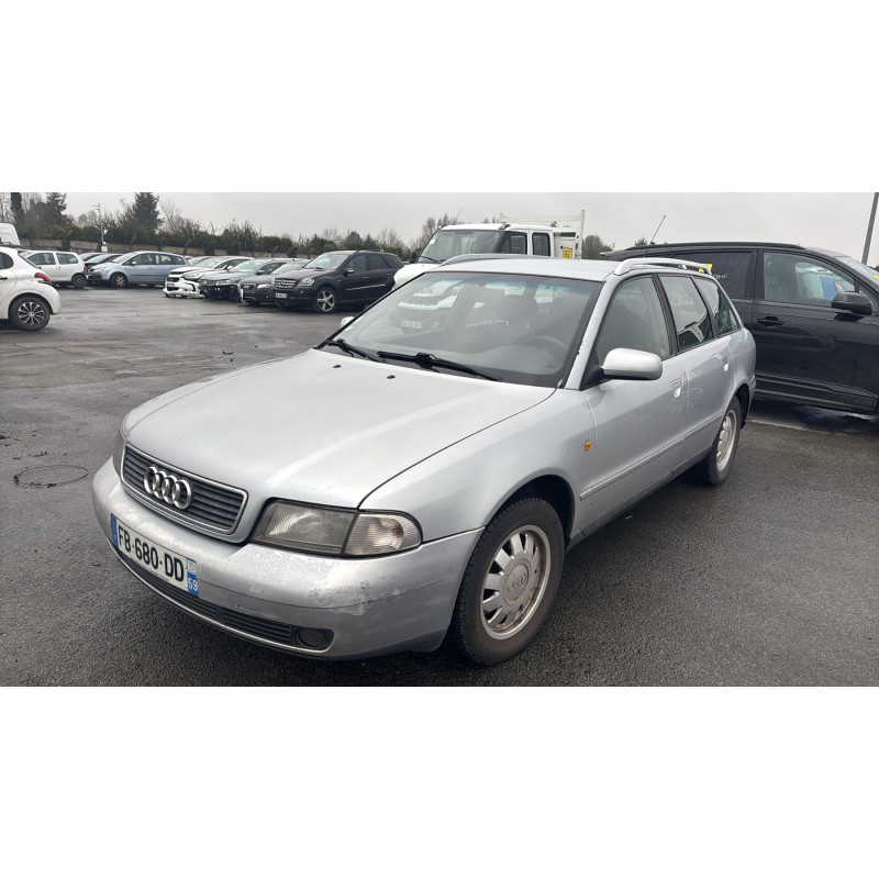 Aile avant droit AUDI A4 1 Photo n°8