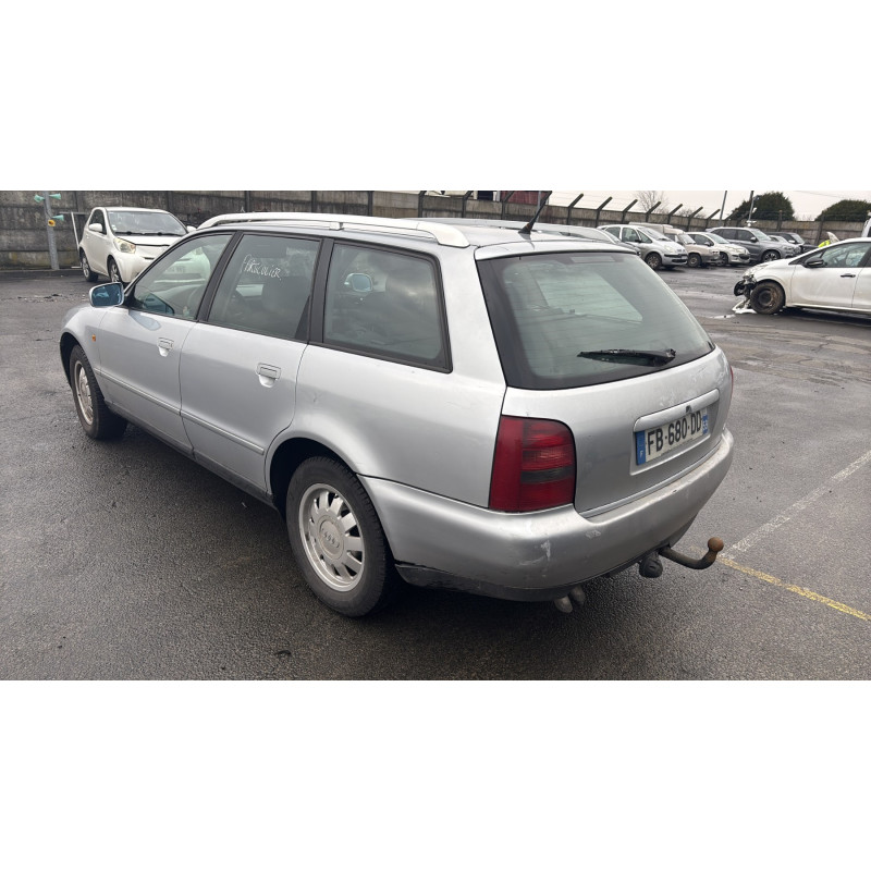Aile avant droit AUDI A4 1 Photo n°11