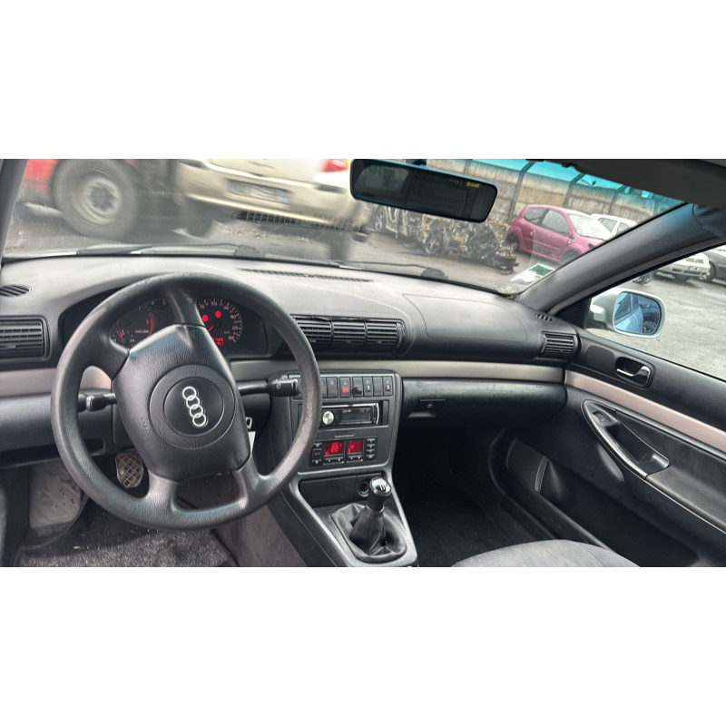 Aile avant gauche AUDI A4 1 Photo n°16