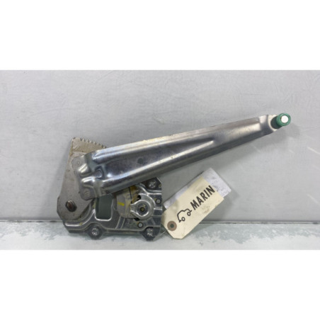 Leve vitre mecanique arriere droit SUZUKI SWIFT 5